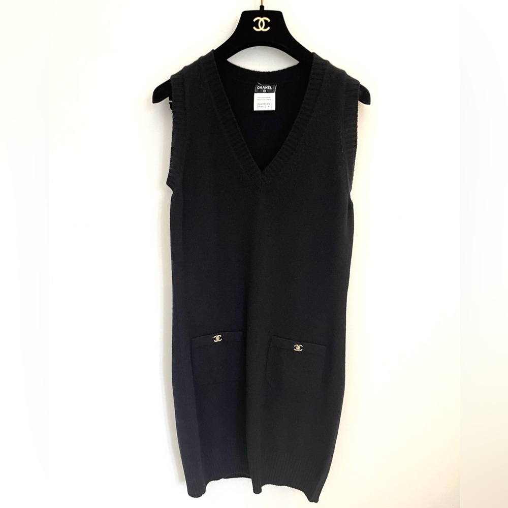 NWOT AUTHENTIC CHANEL CASHMERE DRESS